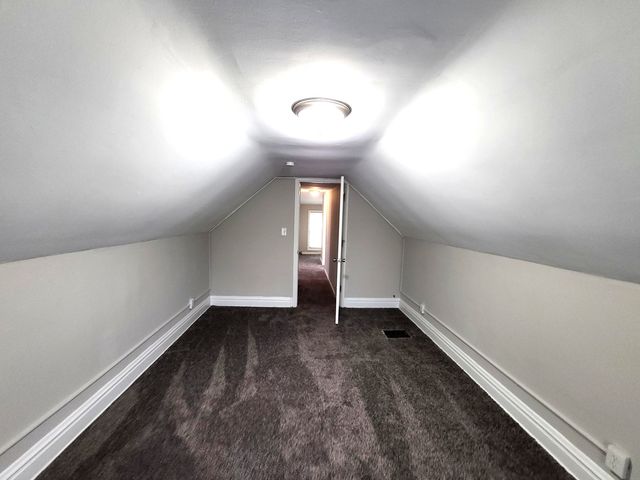 200 N 2nd Avenue, Villa Park, IL 60181