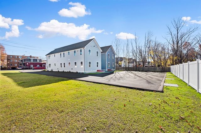 71 Readville St B, Boston, MA 02136