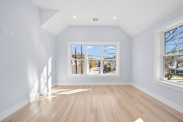 71 Readville St B, Boston, MA 02136