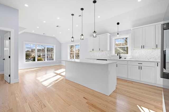 71 Readville St B, Boston, MA 02136