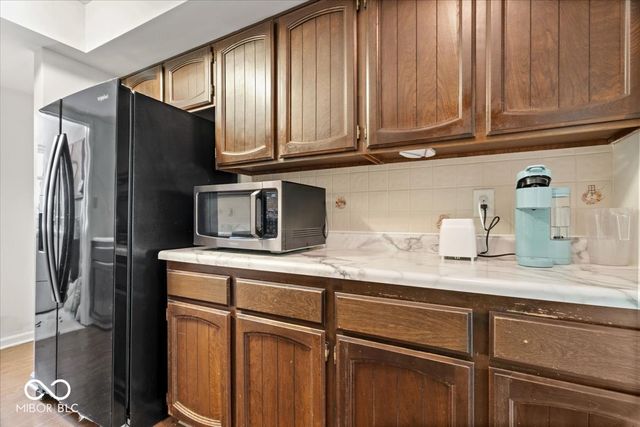 4212 Foxglove Trace, Indianapolis, IN 46237