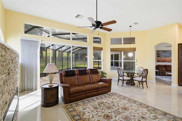 1861 N Eagle Chase Drive, Hernando, FL 34442