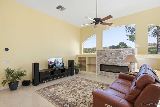 1861 N Eagle Chase Drive, Hernando, FL 34442