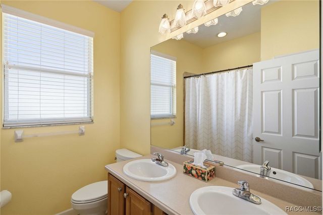 1861 N Eagle Chase Drive, Hernando, FL 34442