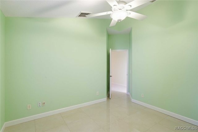 1861 N Eagle Chase Drive, Hernando, FL 34442