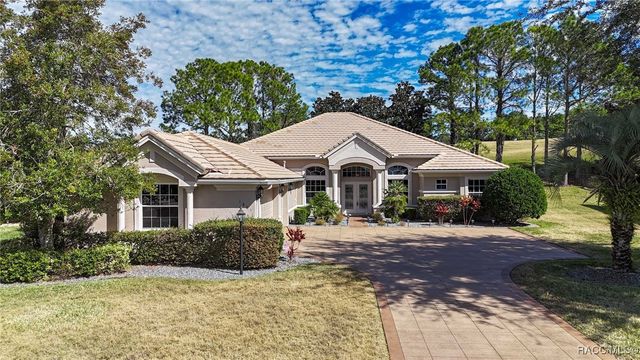 1861 N Eagle Chase Drive, Hernando, FL 34442