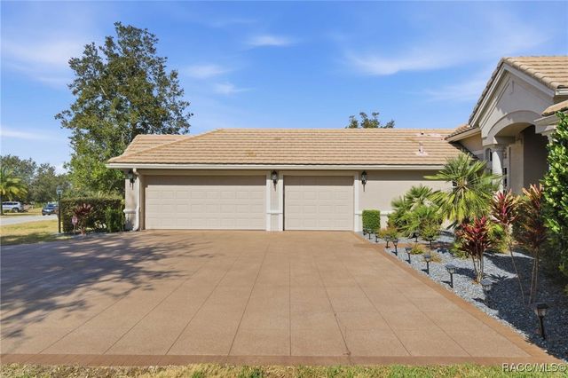 1861 N Eagle Chase Drive, Hernando, FL 34442