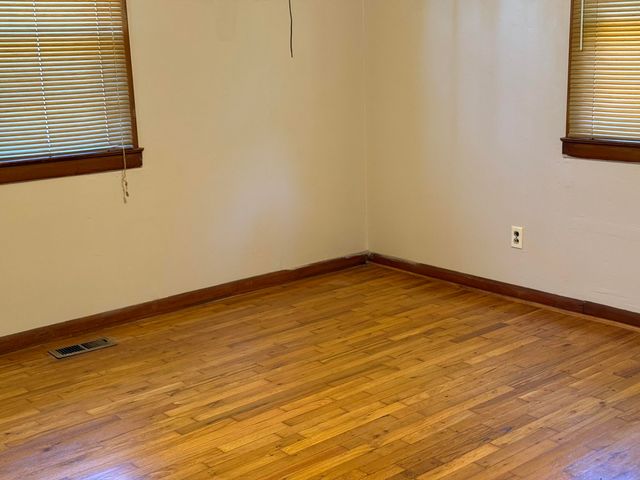 1513 E Irvine Street, Richmond, KY 40475