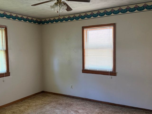 1513 E Irvine Street, Richmond, KY 40475