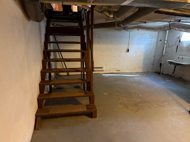 1513 E Irvine Street, Richmond, KY 40475
