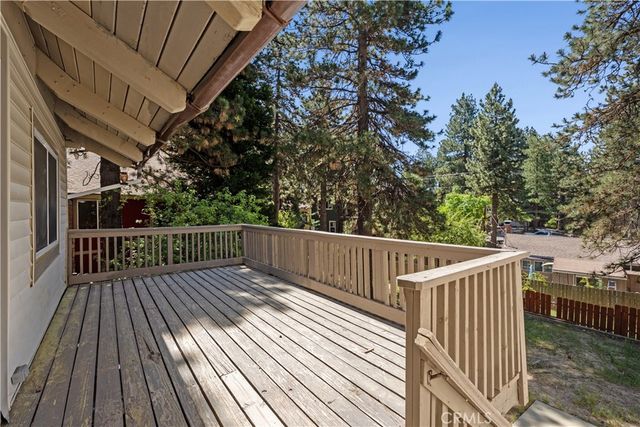 31041 Wild Oak, Running Springs, CA 92382