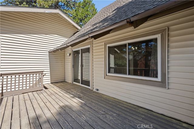 31041 Wild Oak, Running Springs, CA 92382