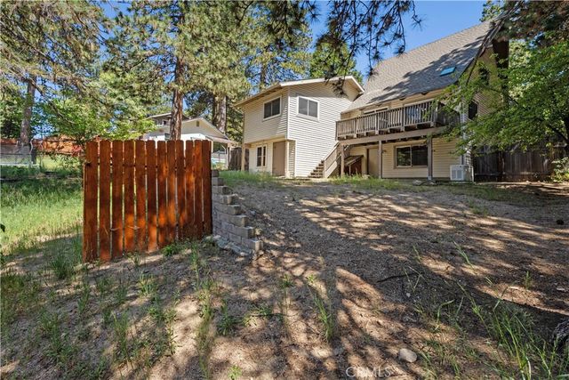 31041 Wild Oak, Running Springs, CA 92382