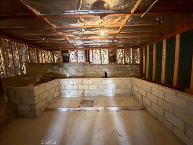 31041 Wild Oak, Running Springs, CA 92382