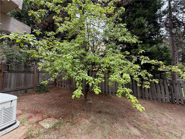 31041 Wild Oak, Running Springs, CA 92382