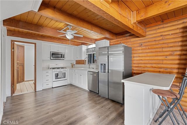 31041 Wild Oak, Running Springs, CA 92382