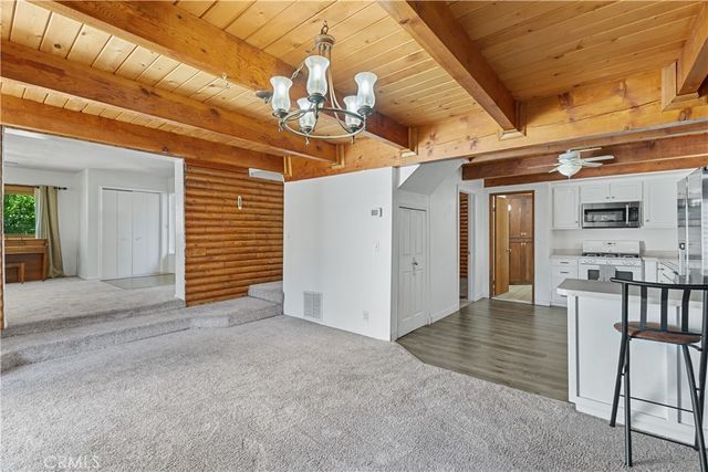 31041 Wild Oak, Running Springs, CA 92382
