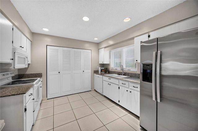 4565 TIPPECANOE TRAIL 22, Sarasota, FL 34233