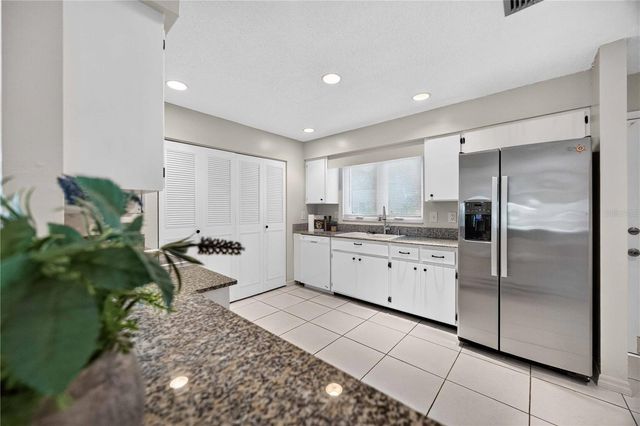 4565 TIPPECANOE TRAIL 22, Sarasota, FL 34233