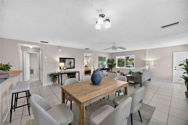 4565 TIPPECANOE TRAIL 22, Sarasota, FL 34233