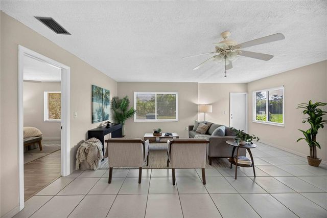 4565 TIPPECANOE TRAIL 22, Sarasota, FL 34233