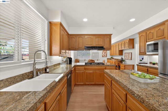 1477 Chianti Ct, Livermore, CA 94550