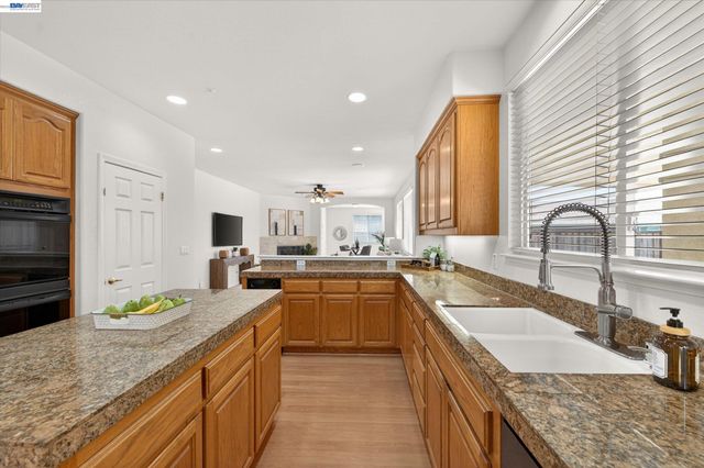 1477 Chianti Ct, Livermore, CA 94550