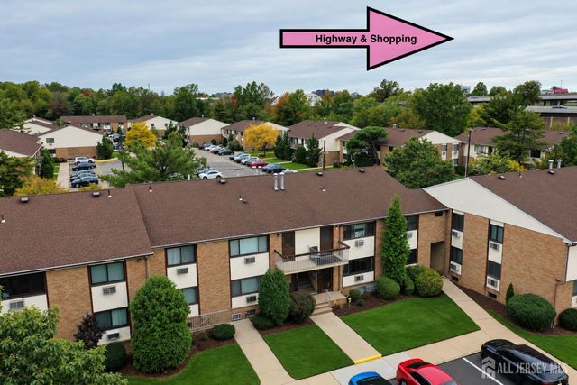 713 Cricket Lane, Woodbridge Proper, NJ 07095