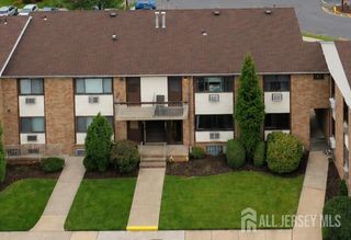713 Cricket Lane, Woodbridge Proper, NJ 07095