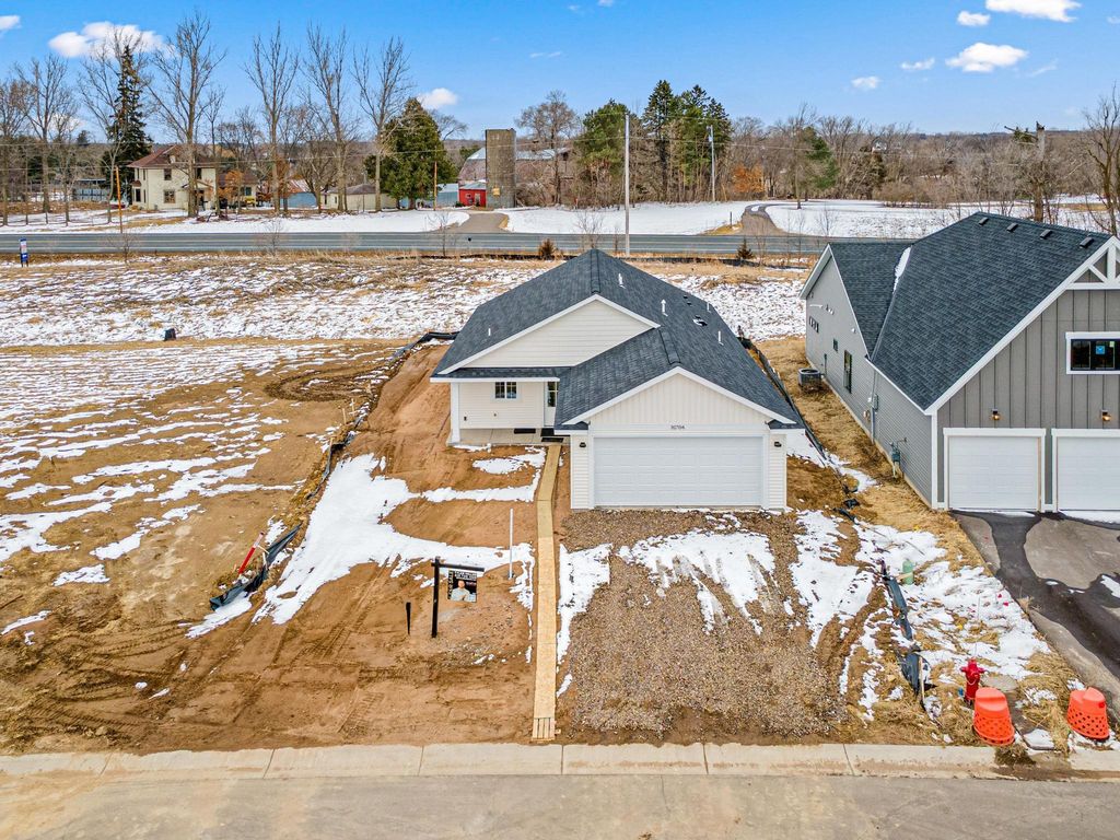 31706 Madison Road, Lindstrom, MN 55045 — photo 3