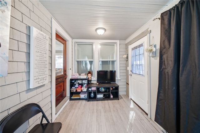 42 Riverview Avenue, Pawtucket, RI 02860