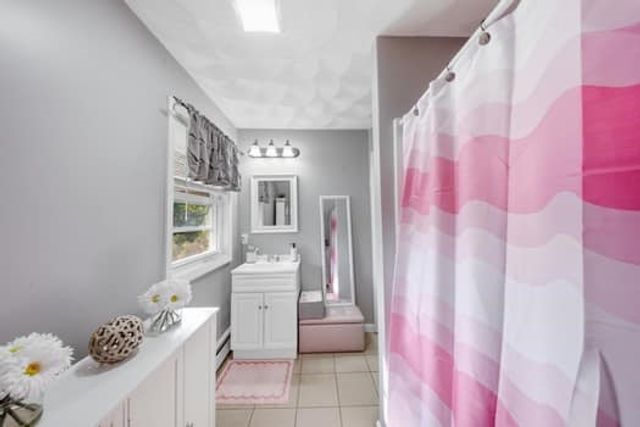 42 Riverview Avenue, Pawtucket, RI 02860