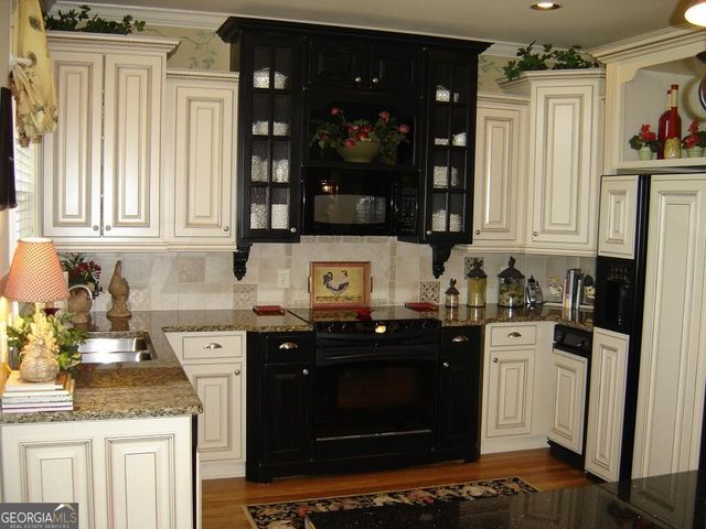 309 Broadmoor Way, Mcdonough, GA 30253