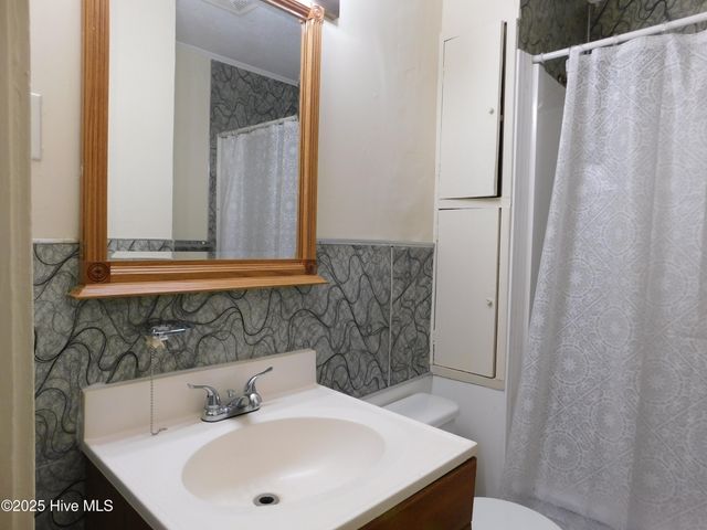 906 Biggs Street, Laurinburg, NC 28352