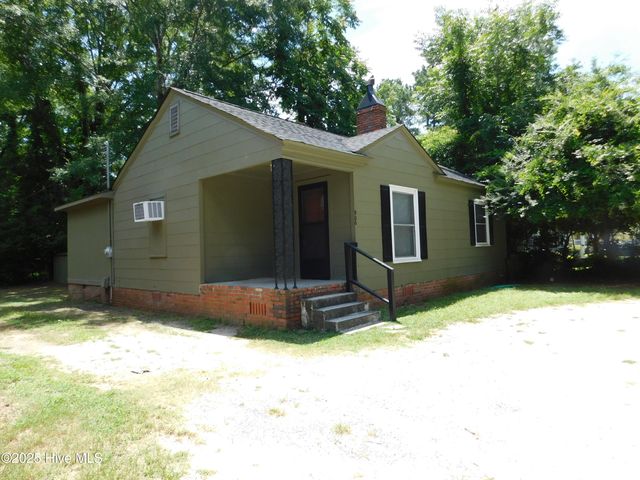 906 Biggs Street, Laurinburg, NC 28352