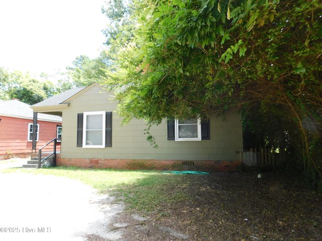 906 Biggs Street, Laurinburg, NC 28352