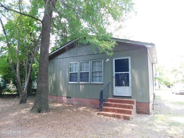 906 Biggs Street, Laurinburg, NC 28352