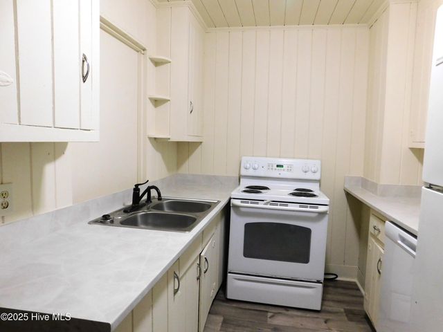 906 Biggs Street, Laurinburg, NC 28352