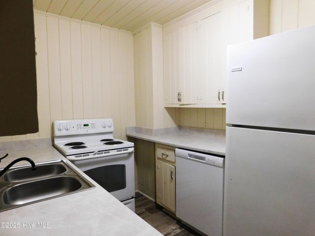 906 Biggs Street, Laurinburg, NC 28352