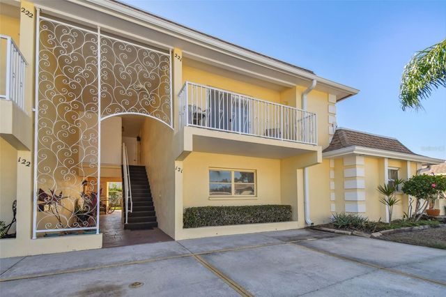 610 INDIAN ROCKS ROAD N 121, Belleair Bluffs, FL 33770