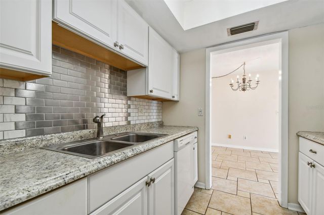 610 INDIAN ROCKS ROAD N 121, Belleair Bluffs, FL 33770