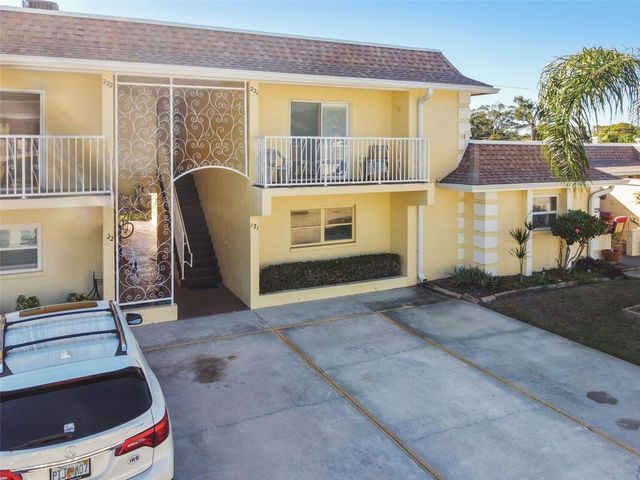 610 INDIAN ROCKS ROAD N 121, Belleair Bluffs, FL 33770