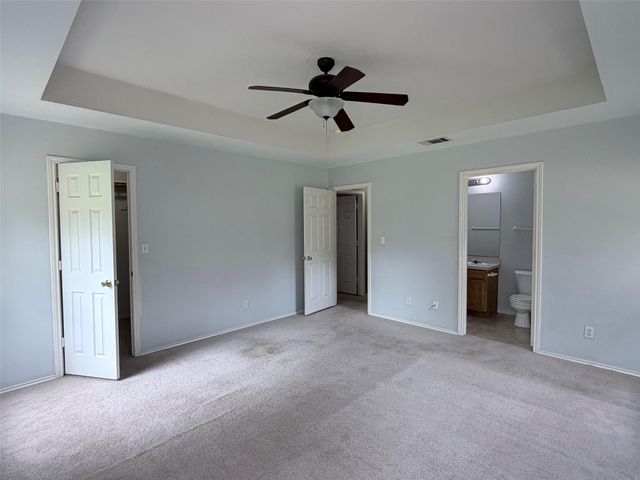 142 Nuuanu LN, Bastrop, TX 78602