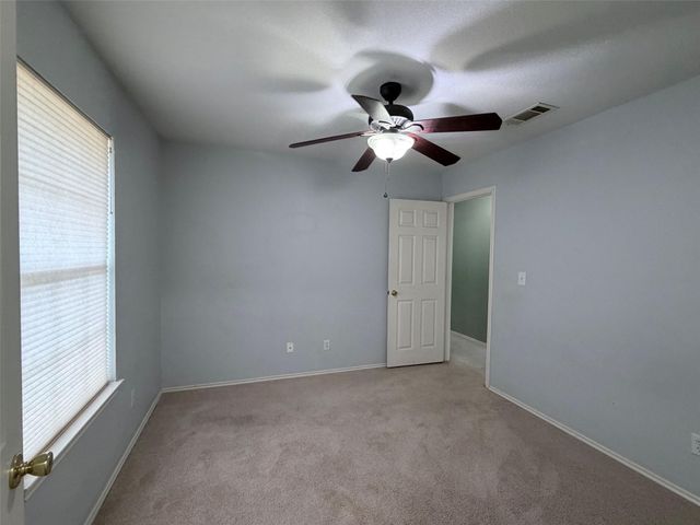 142 Nuuanu LN, Bastrop, TX 78602