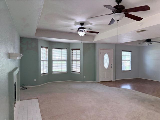 142 Nuuanu LN, Bastrop, TX 78602