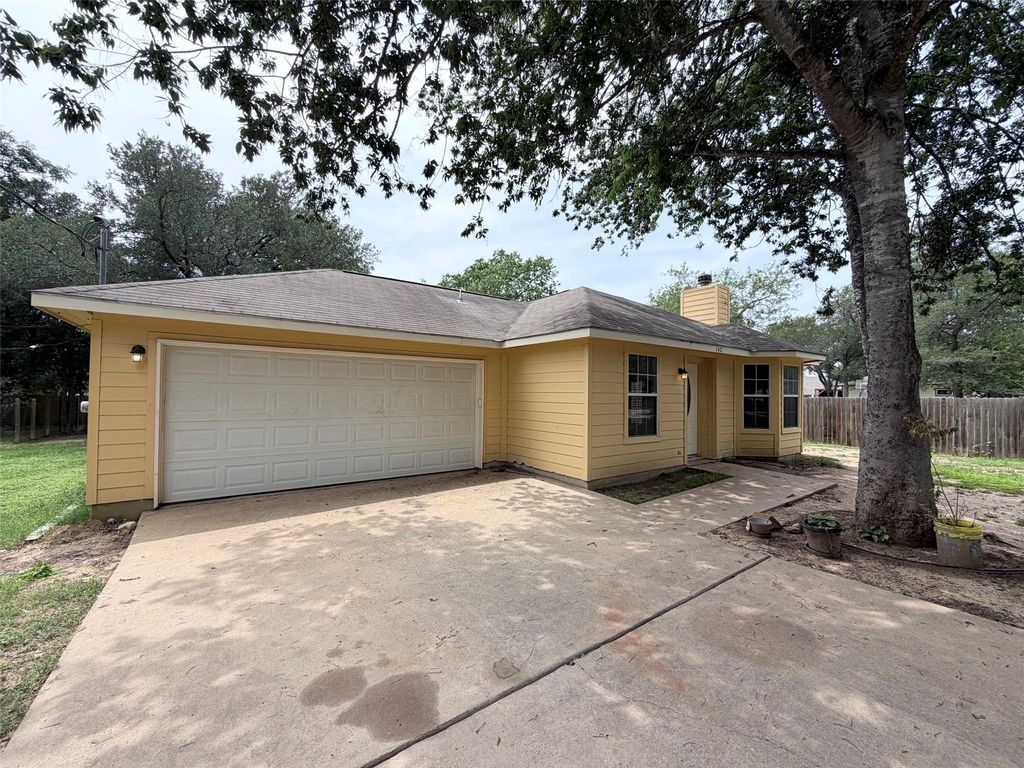 142 Nuuanu LN, Bastrop, TX 78602