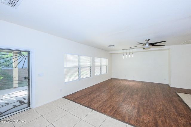 13564 E diablo creek Drive, Vail, AZ 85641