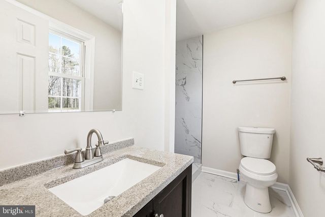 18246 WHITE PINE DR, Milford, VA 22514