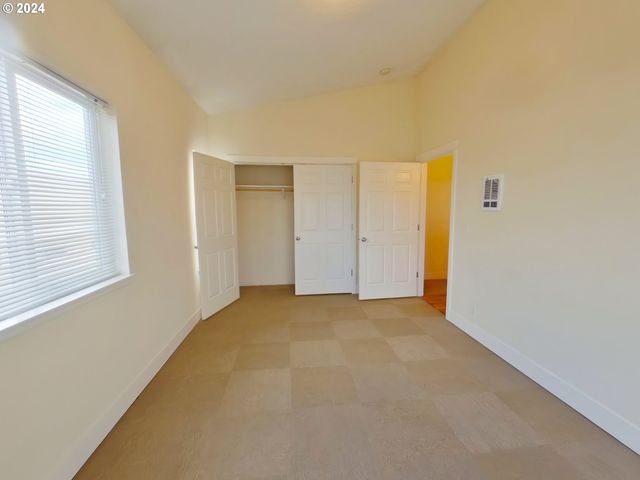 1857 PEARL St, Eugene, OR 97401