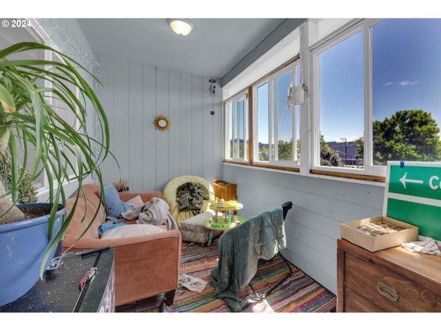 1857 PEARL St, Eugene, OR 97401